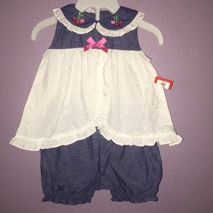 Baby Girl 6/9M Sleeveless Top & Demi Shorts Set